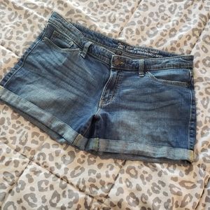GAP Sexy Boyfriend Shorts